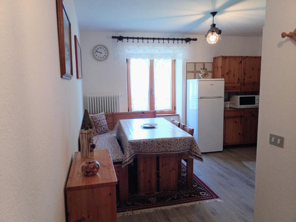 Casa Ciclamino Apartman Serrada Kültér fotó