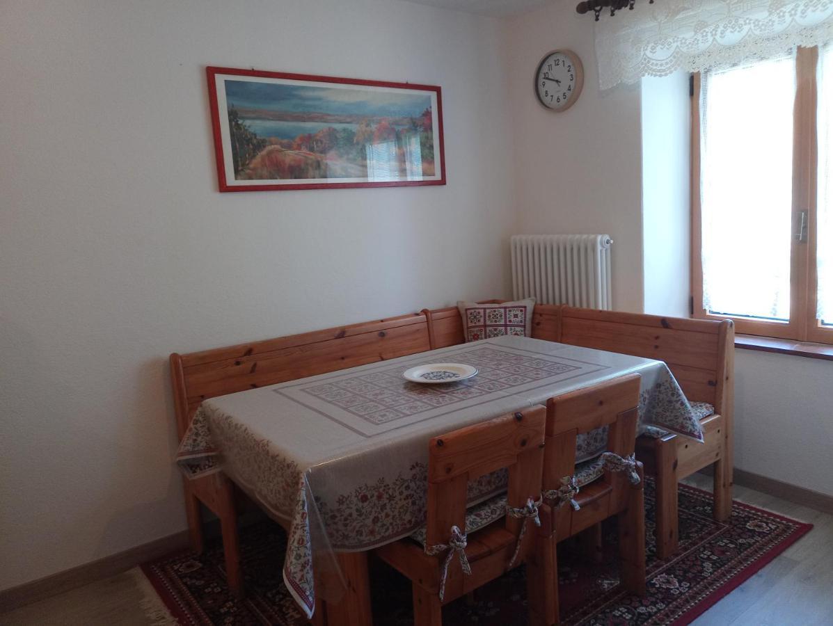 Casa Ciclamino Apartman Serrada Kültér fotó